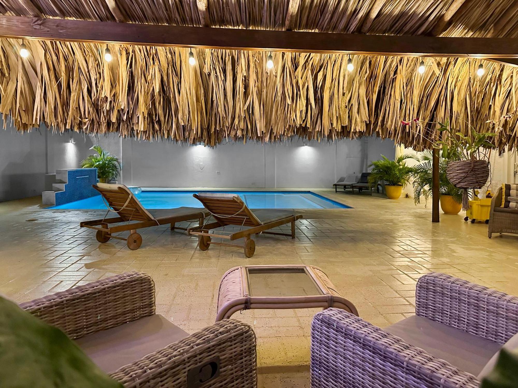 Beach Walk Residences パームビーチ エクステリア 写真